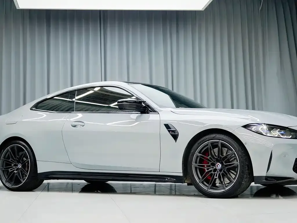 BMW M4 — фото 3