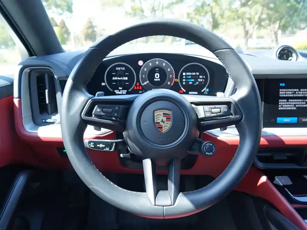Porsche Cayenne 2025 из CN, фото 4