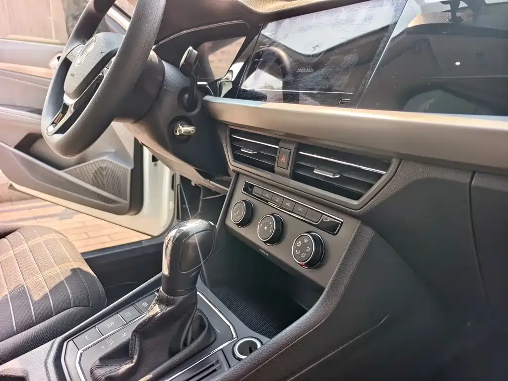 Volkswagen Lavida 2021 из CN, фото 8