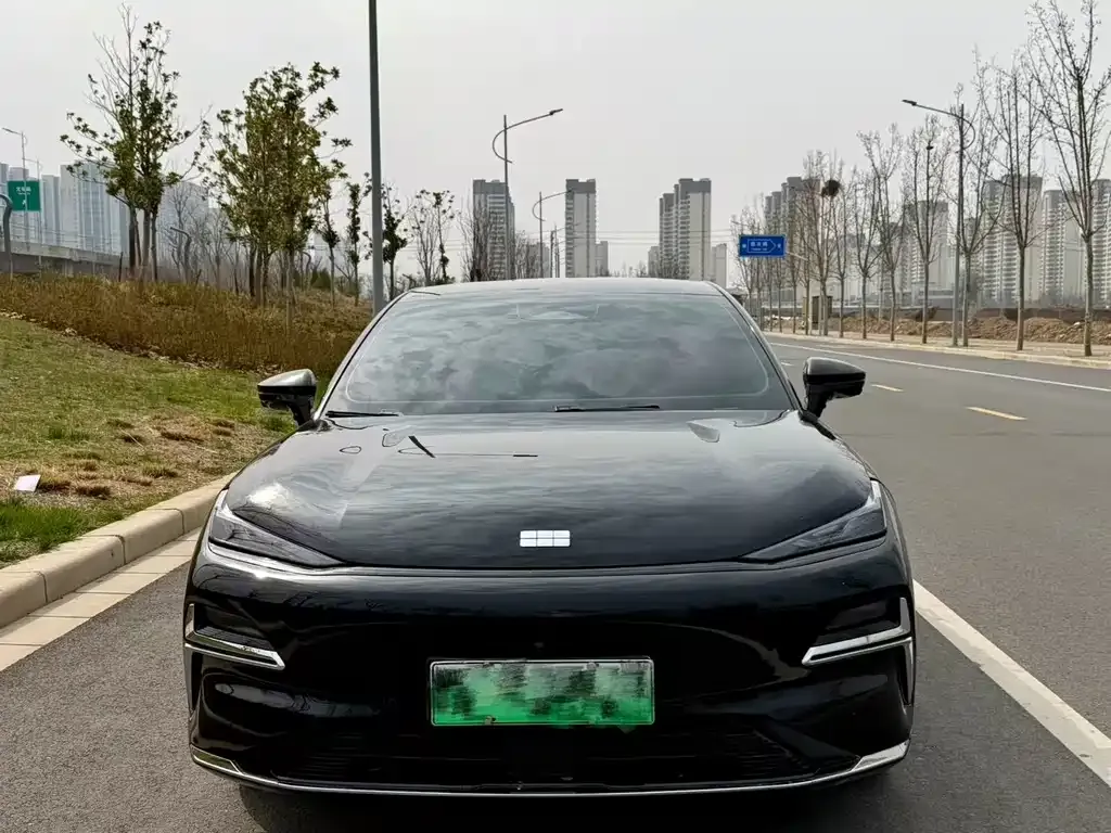 Geely Galaxy Xingyao 8 2025 из CN, фото 3