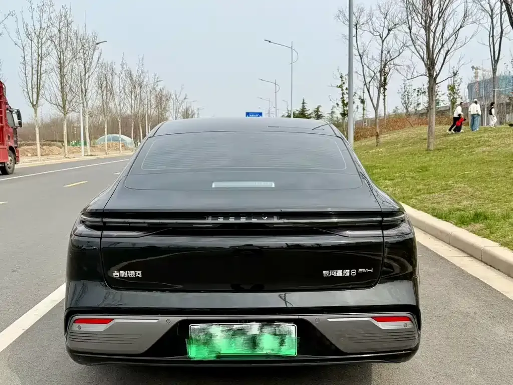 Geely Galaxy Xingyao 8 2025 из CN, фото 7