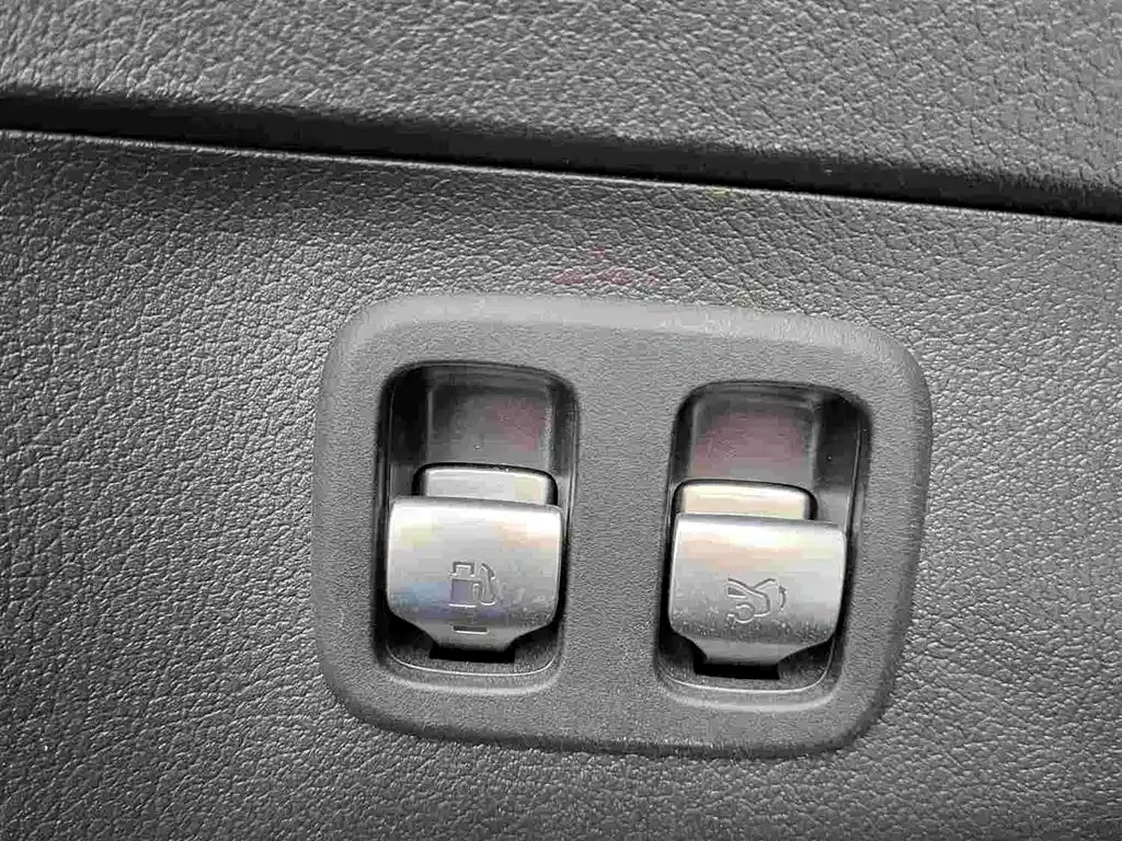 Mercedes-Benz C-Class New Energy — фото 10