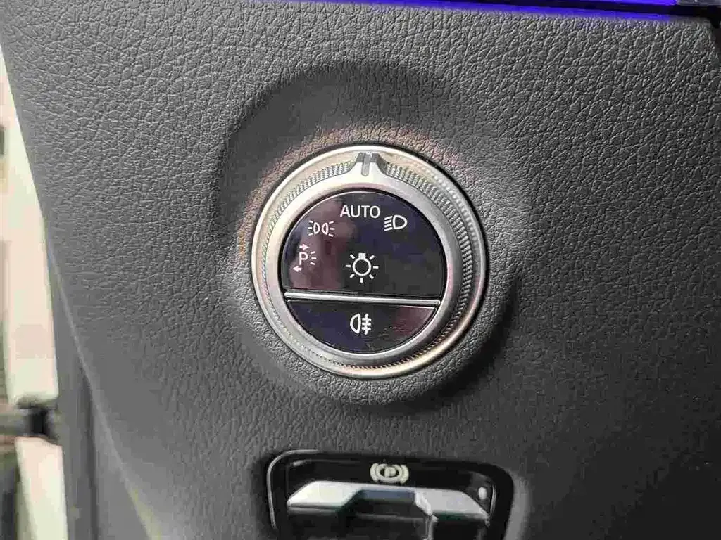 Mercedes-Benz C-Class New Energy — фото 9