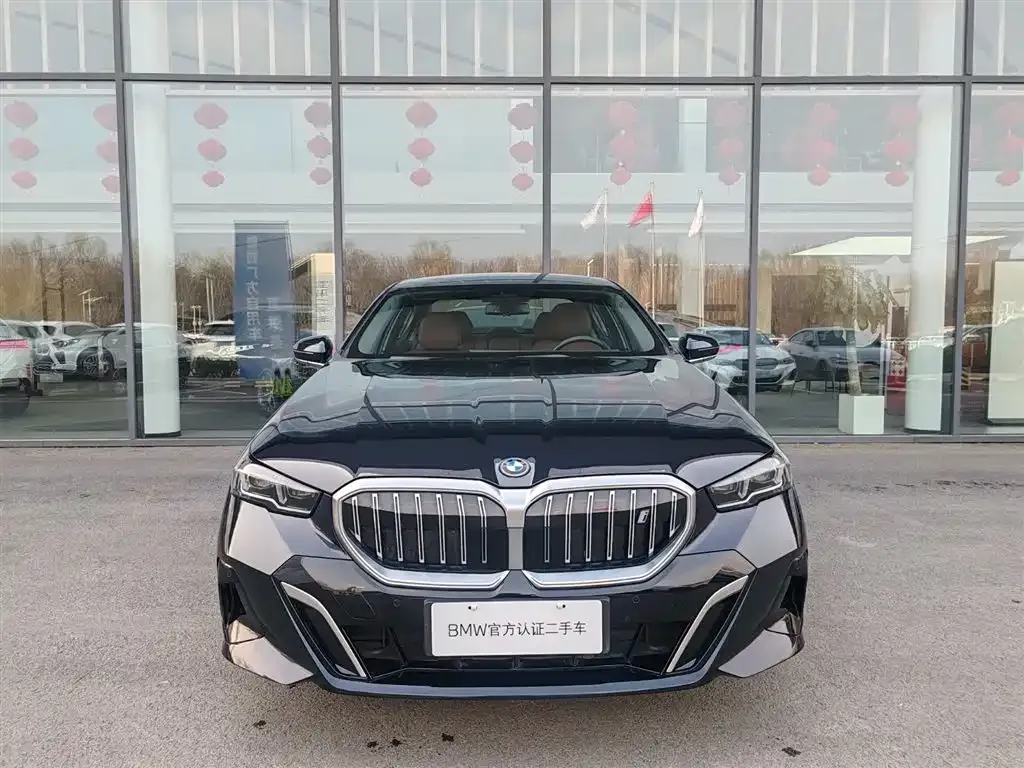BMW i5 2025 из CN, фото 4