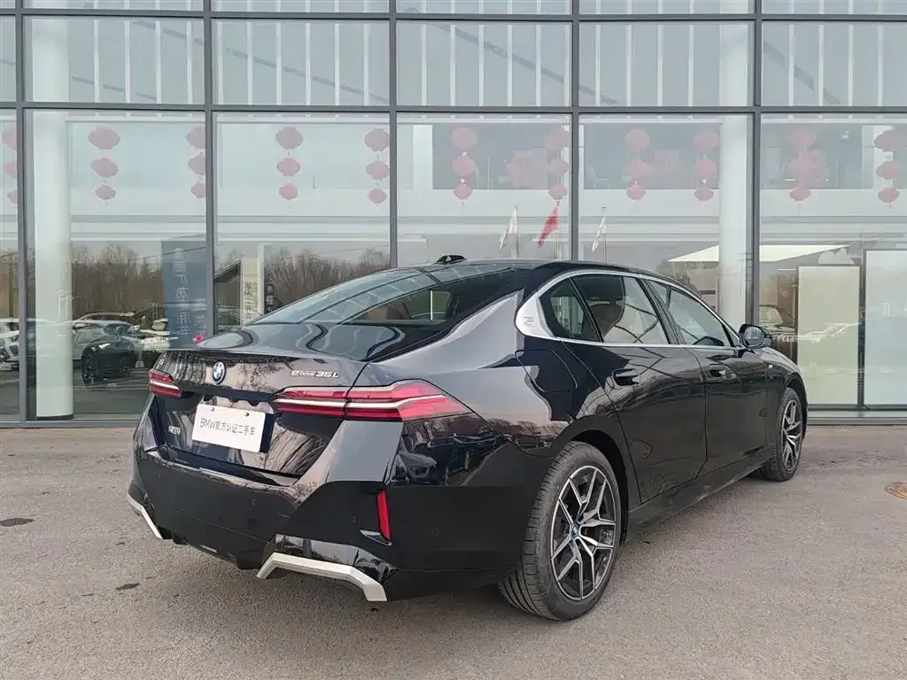 BMW i5 2025 из CN, фото 5