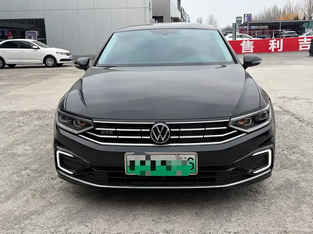 Volkswagen Magotan GTE PHEV 2023 из CN, фото 5