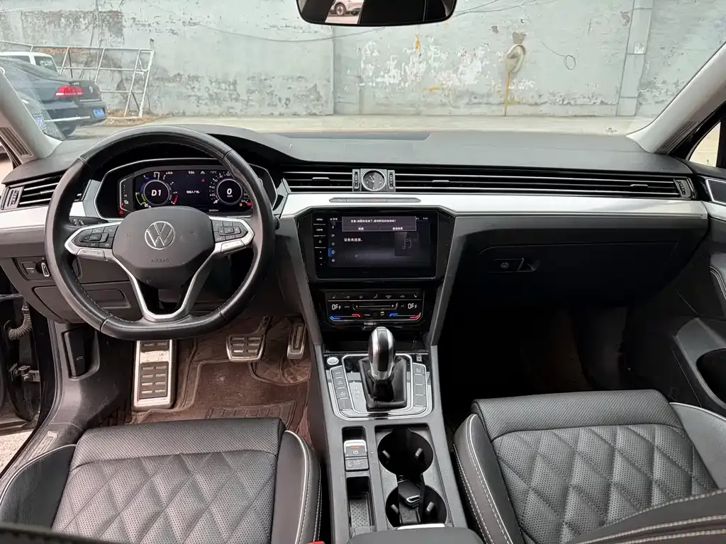 Volkswagen Magotan GTE PHEV 2023 из CN, фото 7