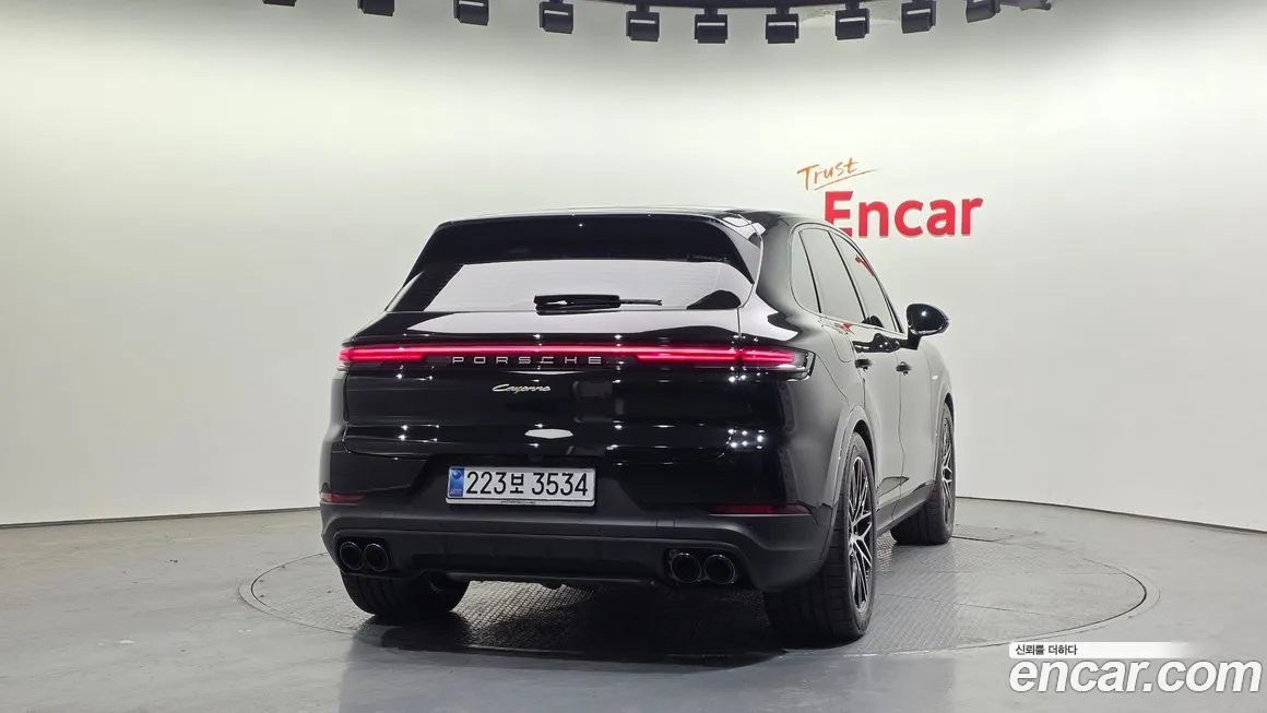 Porsche Cayenne 2024 из KR, фото 2