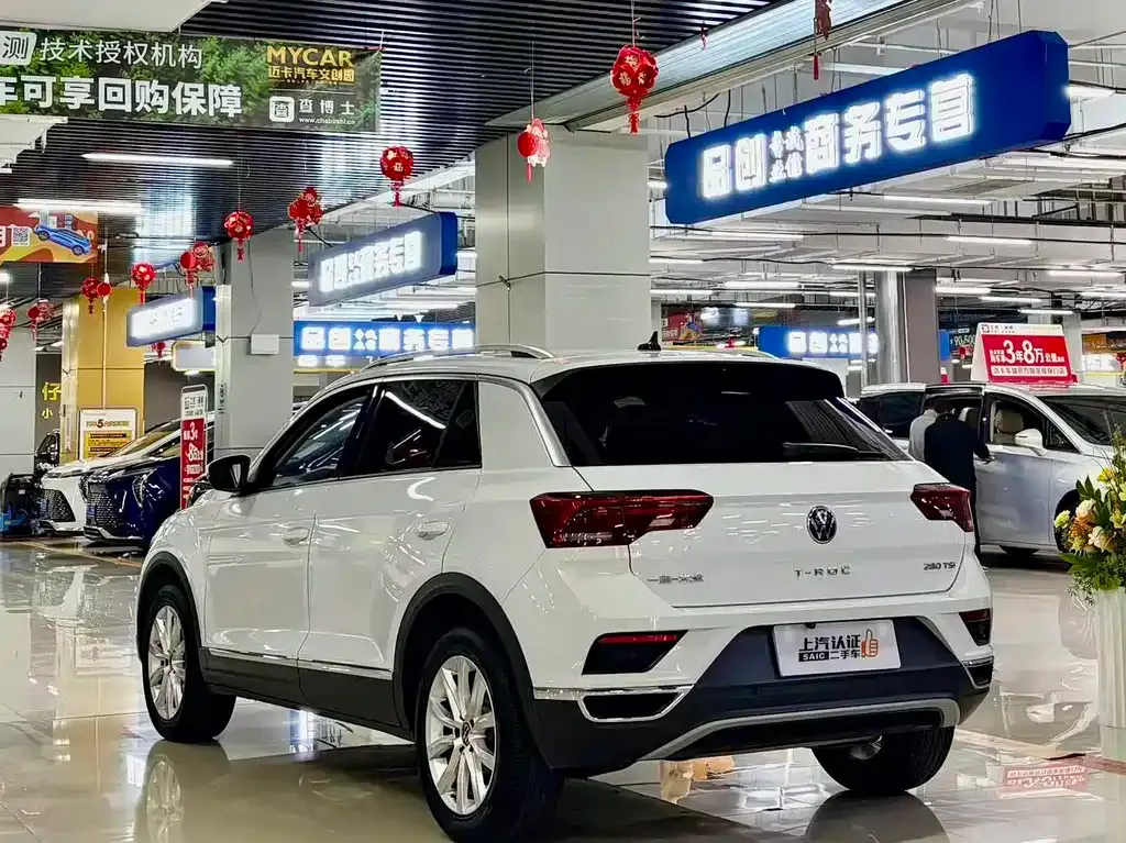 Volkswagen T-Roc — фото 2