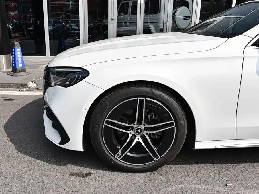 Mercedes-Benz E-Class 2024 из CN, фото 4