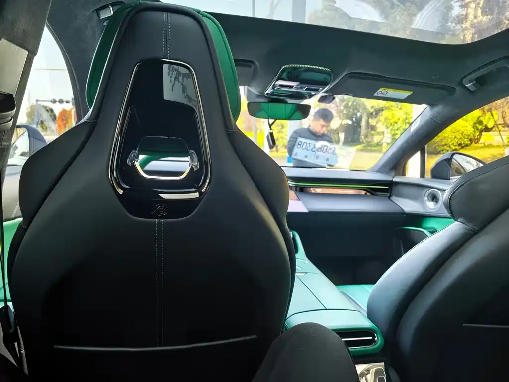Lotus Eletre 2023 из CN, фото 10