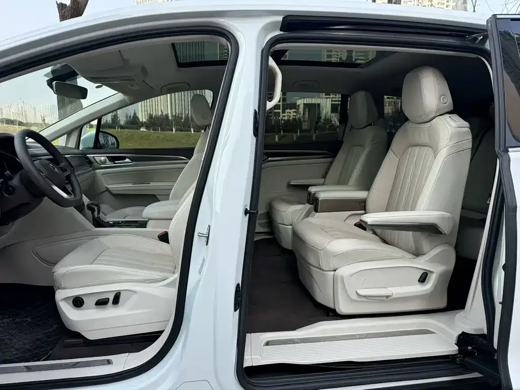 Volkswagen Viloran 2021 из CN, фото 8