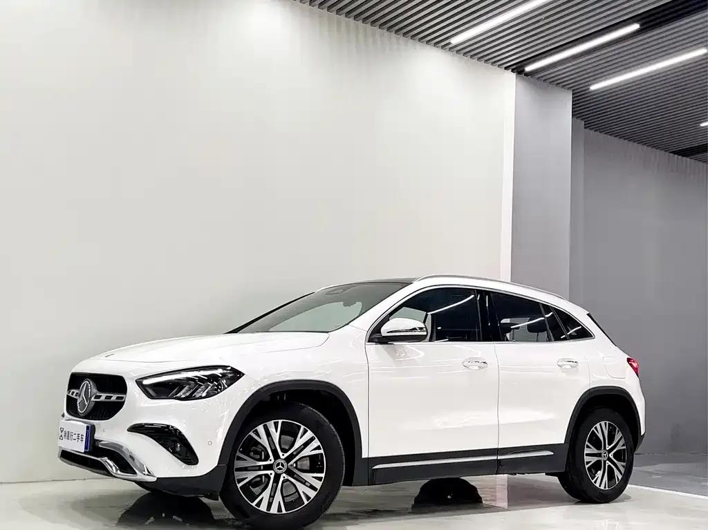 Mercedes-Benz GLA 2024 из CN, фото 1