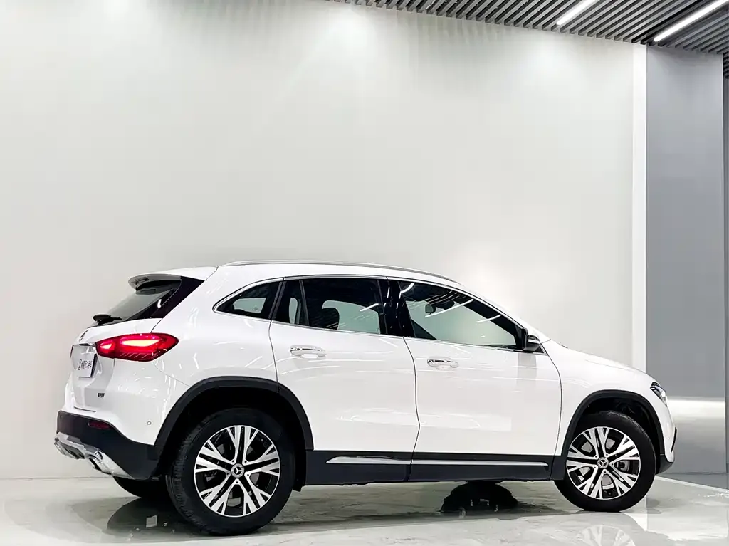 Mercedes-Benz GLA 2024 из CN, фото 5
