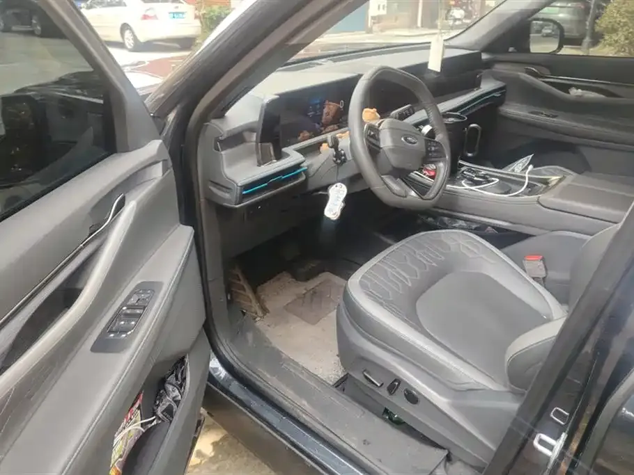 Ford Edge 2023 из CN, фото 8