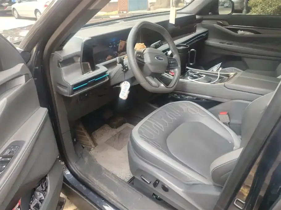 Ford Edge 2023 из CN, фото 2