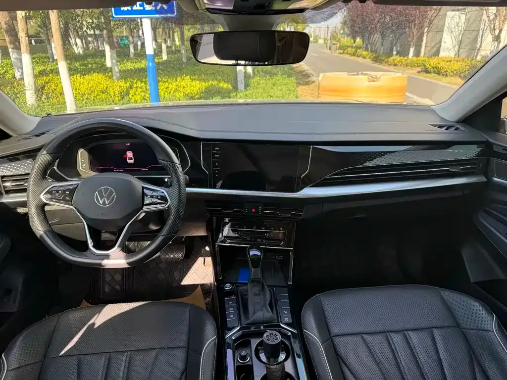 Volkswagen Passat — фото 4