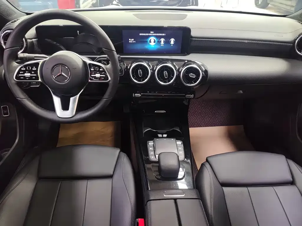 Mercedes-Benz A-Class — фото 10