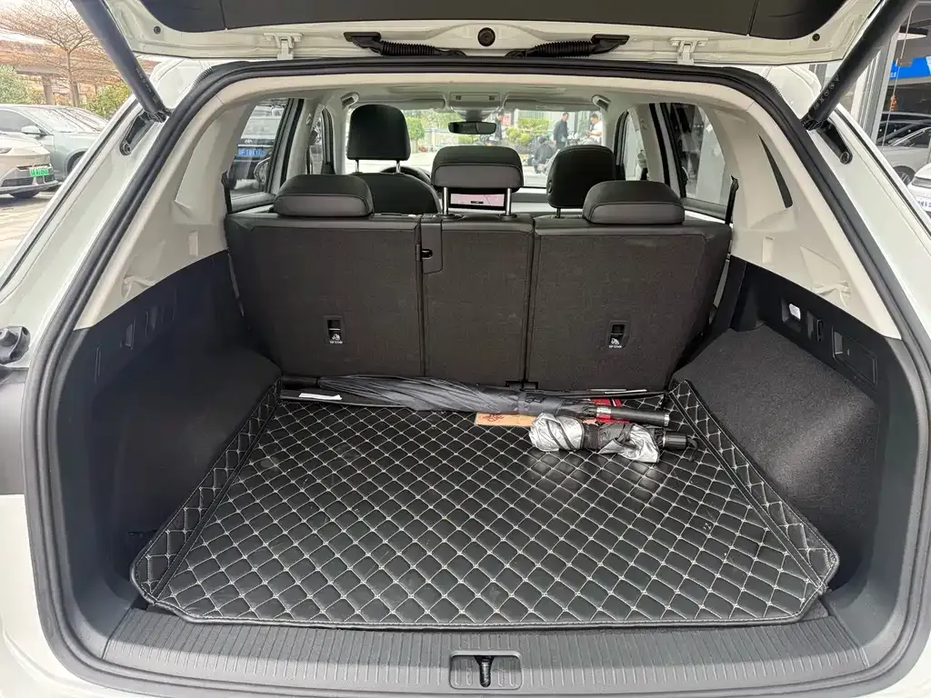 Volkswagen Tayron 2023 из CN, фото 8