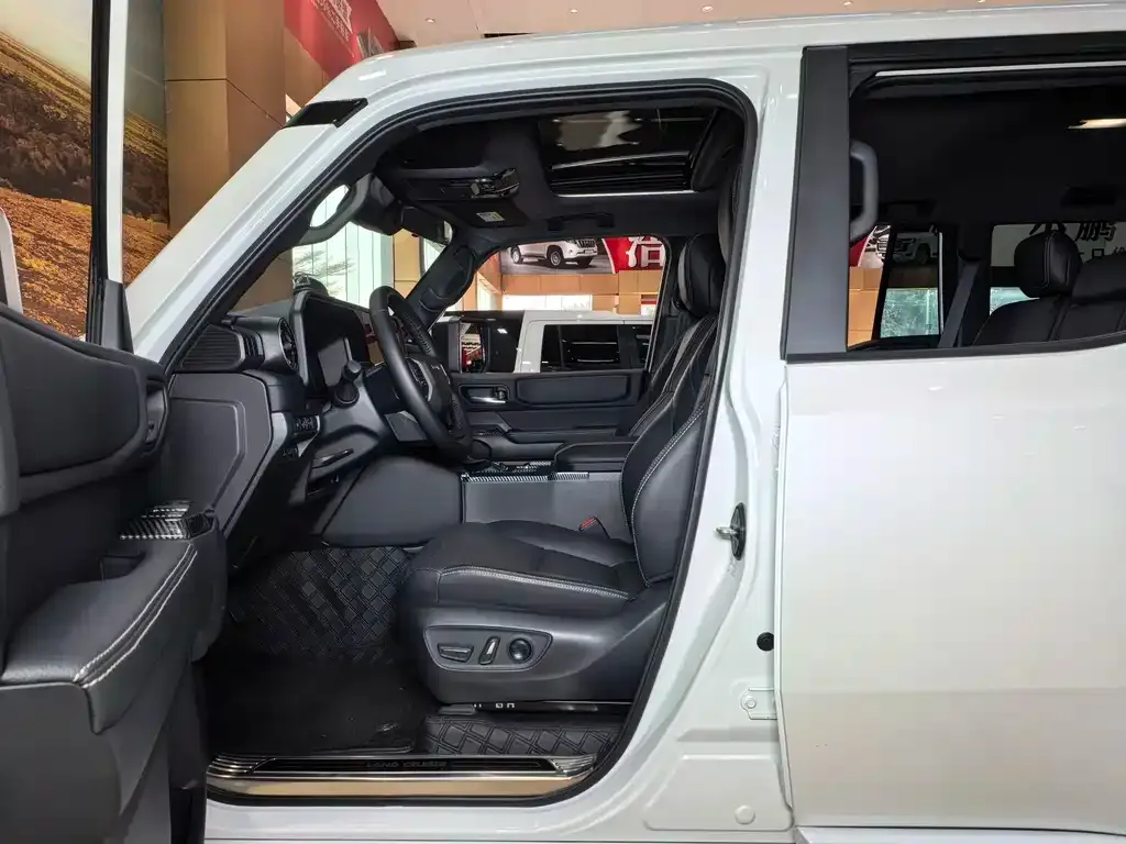 Toyota Prado 2025 из CN, фото 3