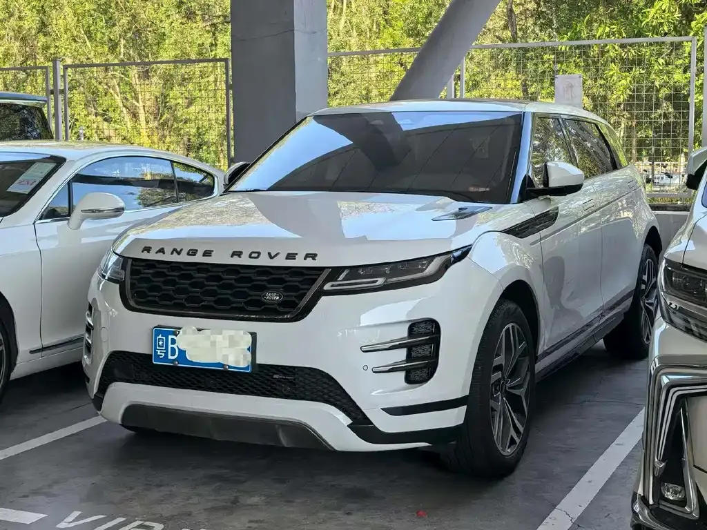 Land Rover Evoque — фото 1