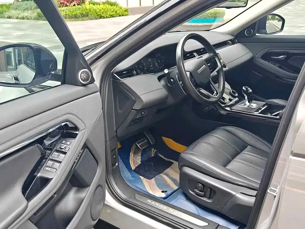 Land Rover Evoque — фото 5