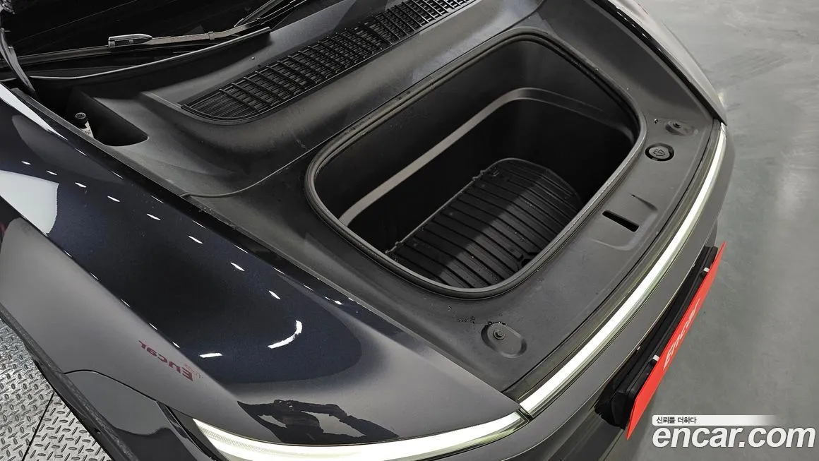 Tesla Model Y 2025 из KR, фото 10