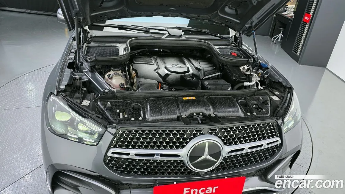 Mercedes-Benz GLE-Class — фото 10
