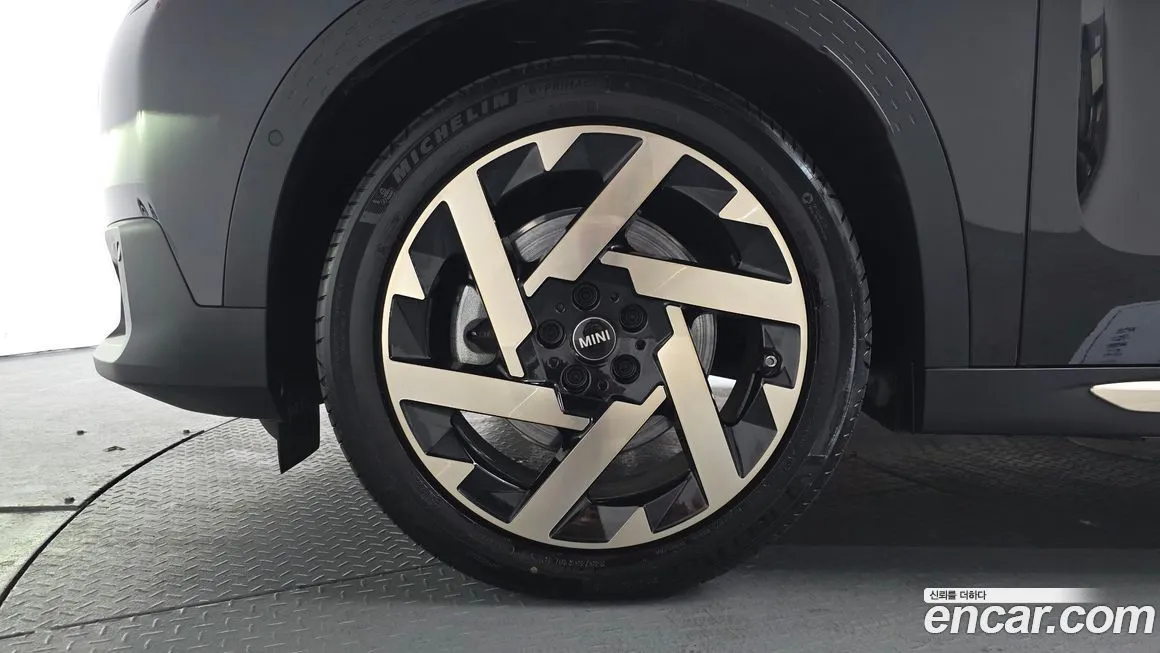 Mini Countryman 2025 из KR, фото 8