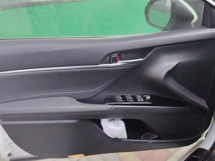 Toyota Camry 2023 из CN, фото 3