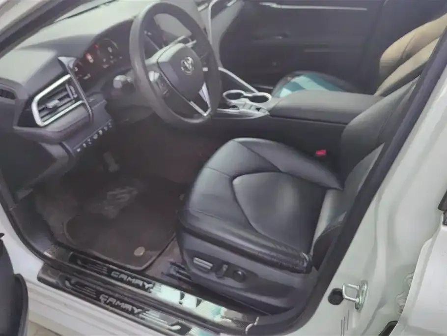 Toyota Camry 2023 из CN, фото 4