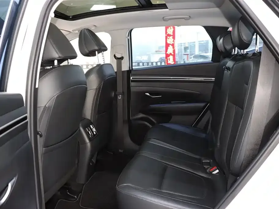 Hyundai Tucson 2023 из CN, фото 4
