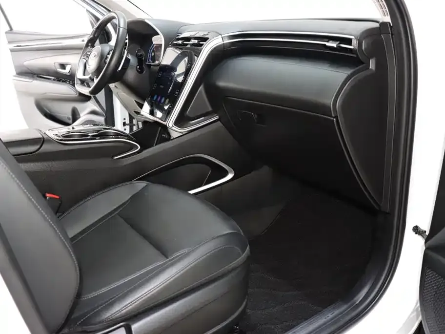 Hyundai Tucson 2023 из CN, фото 9