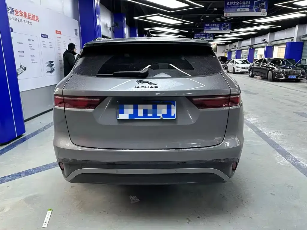 Jaguar F-PACE 2024 из CN, фото 2