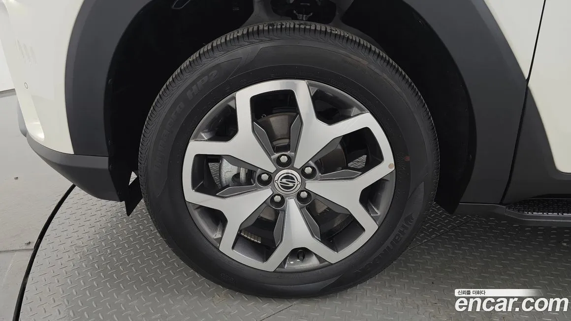 KG Mobility (Ssangyong) Torres — фото 10