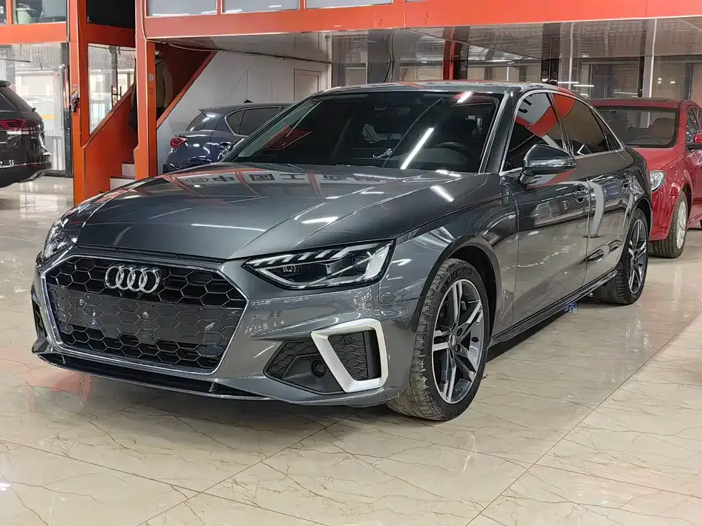 Audi A4L 2021 из CN, фото 1
