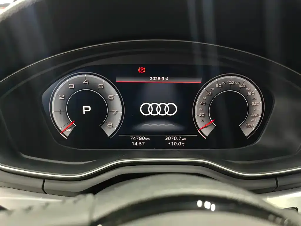 Audi A4L 2021 из CN, фото 2