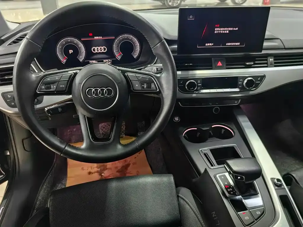 Audi A4L 2021 из CN, фото 7