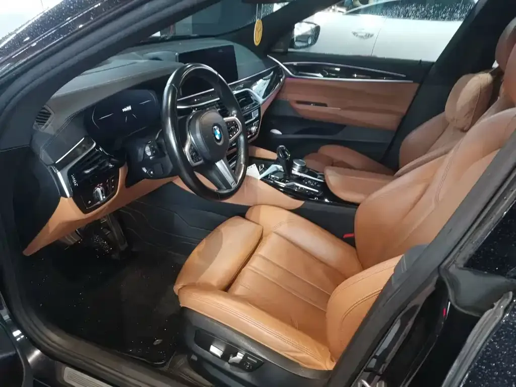 BMW 6 Series GT 2021 из CN, фото 2