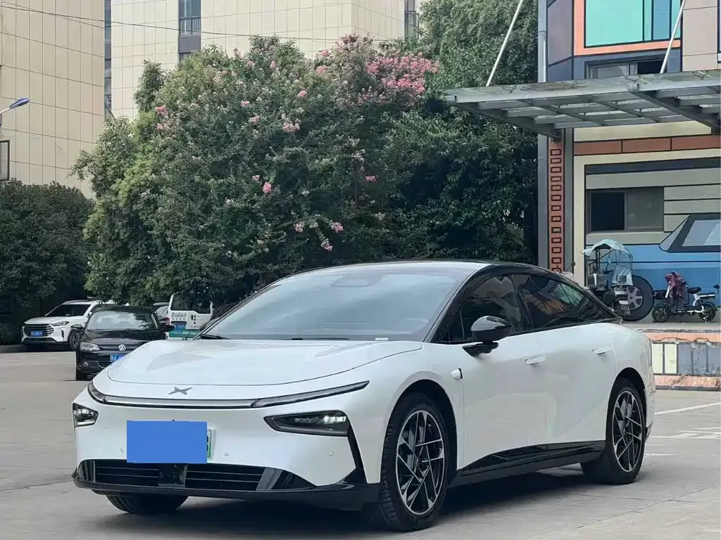 XPeng P7+