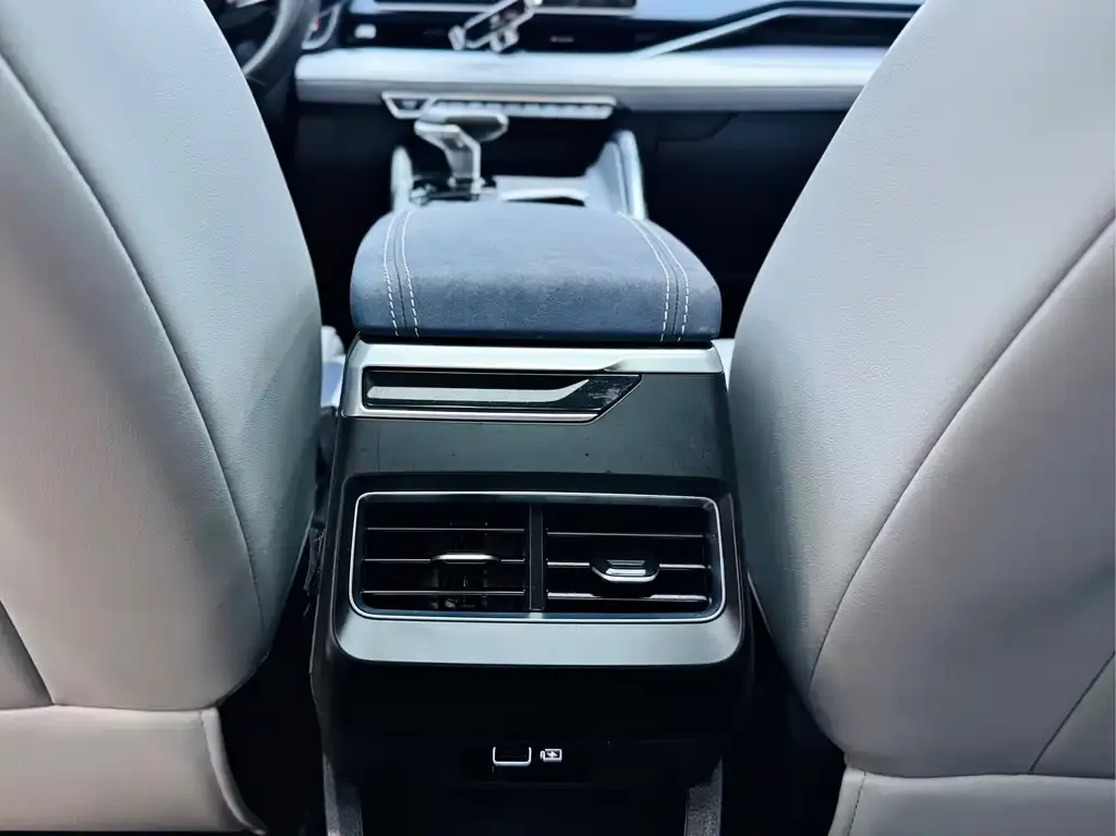 Geely Xingrui 2021 из CN, фото 2