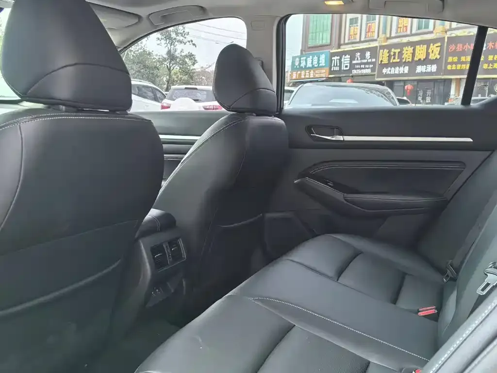 Nissan Teana 2024 из CN, фото 2