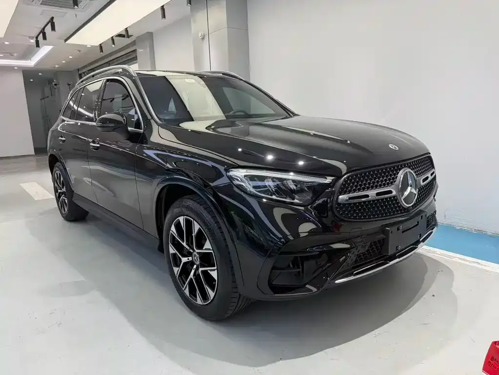 Mercedes-Benz GLC 2023 из CN, фото 1