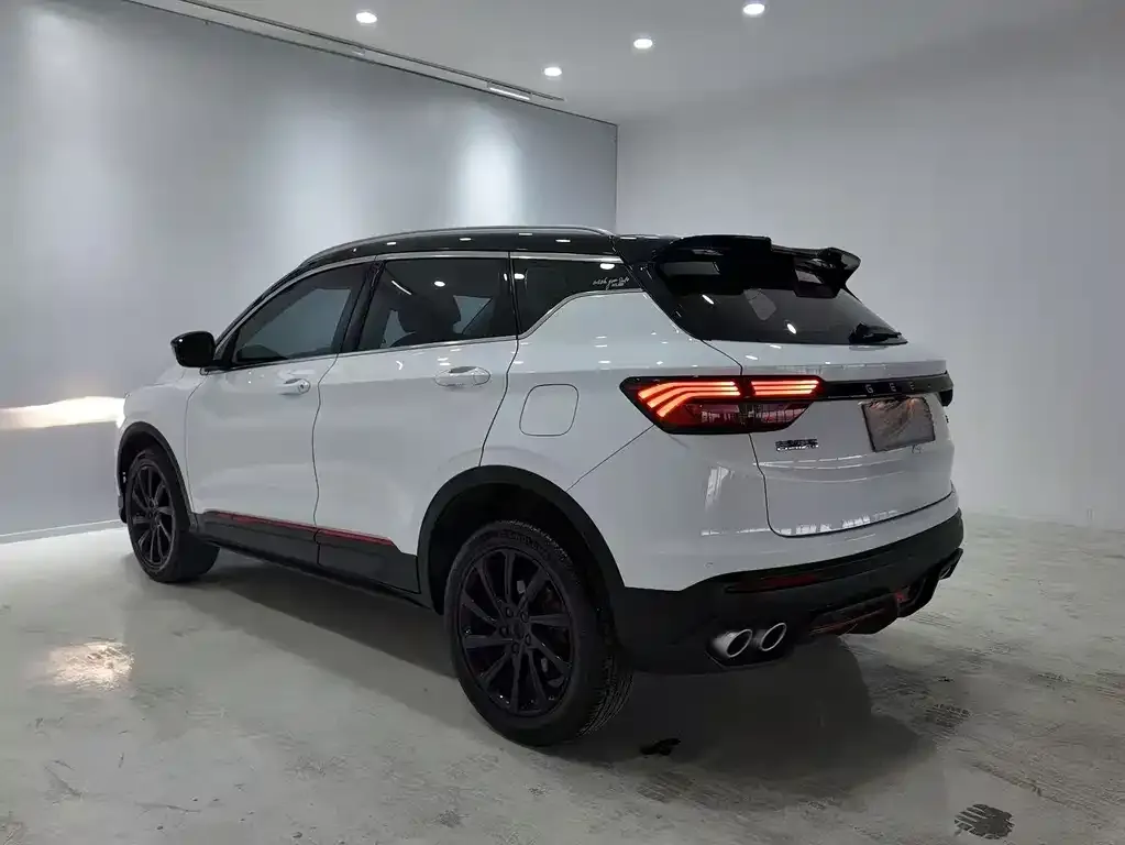 Geely Binyue — фото 10