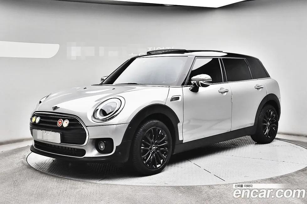 Mini Clubman — фото 1
