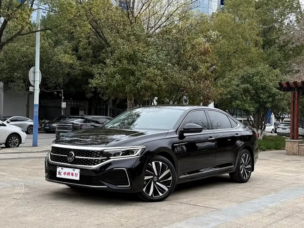 Volkswagen Passat 2022 из CN, фото 1