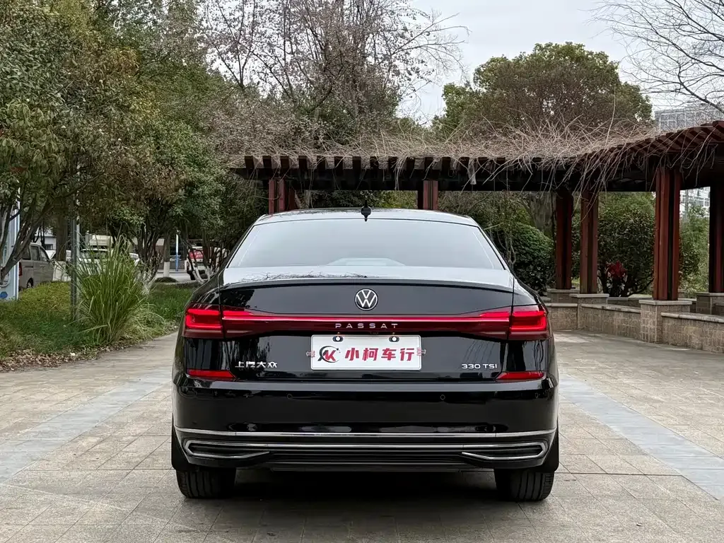 Volkswagen Passat 2022 из CN, фото 2