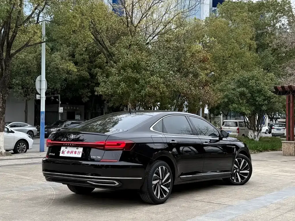 Volkswagen Passat 2022 из CN, фото 4