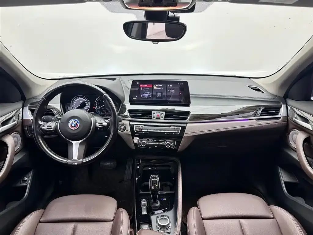 BMW X1 — фото 10