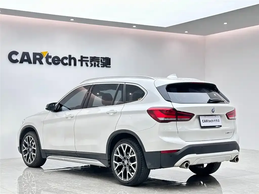 BMW X1 — фото 4